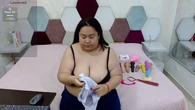 angel blue online show from 02/22/26, 04:19