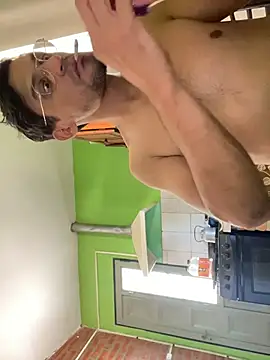 Snapshot of Yaoyepe chatting on 12/04/25, 04:39 Yaoyepe online show from 12/04/25, 04:39