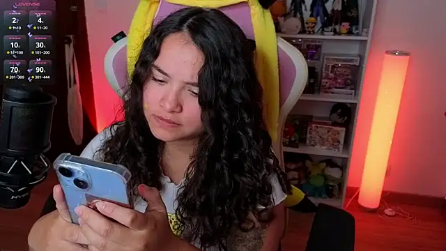 Snapshot of Sweet_sully__ chatting on 09/23/25, 08:10 Sweet sully   online show from 09/23/25, 08:10