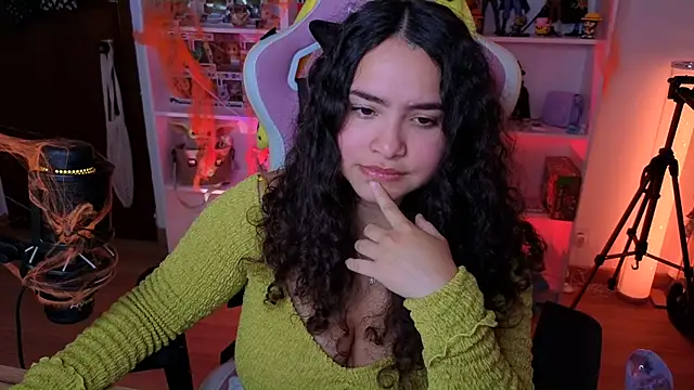 Snapshot of Sweet_sully__ chatting on 10/12/25, 09:21 Sweet sully   online show from 10/12/25, 09:21