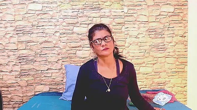 IndianAllure online show from 07/01/26, 05:19