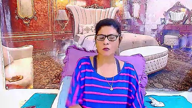 IndianAllure online show from 06/08/26, 05:41
