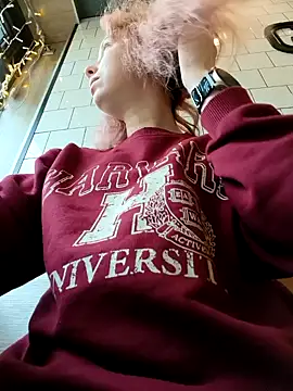 Frost foxy online show from 10/12/25, 02:24