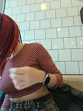 Frost foxy online show from 10/26/25, 02:34