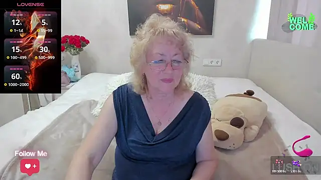 Snapshot of laylaroma chatting on 07/03/26, 02:23 laylaroma online show from 07/03/26, 02:23