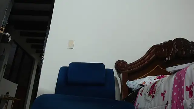 curvasexys online show from 10/31/25, 10:27