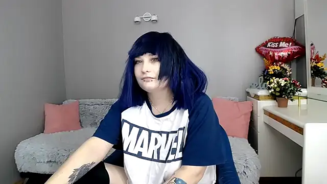 Snapshot of Estheri chatting on 02/10/26, 07:40 Estheri online show from 02/10/26, 07:40