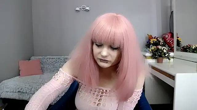 Estheri online show from 05/11/26, 06:26