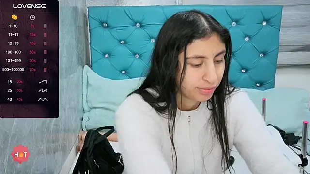 MAARYMOON online show from 12/04/25, 11:09