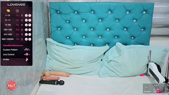 MAARYMOON online show from 10/30/25, 11:08