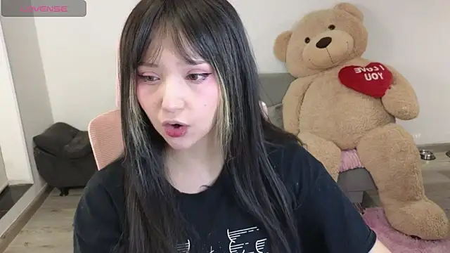 KuroChan420 online show from 03/18/26, 03:42