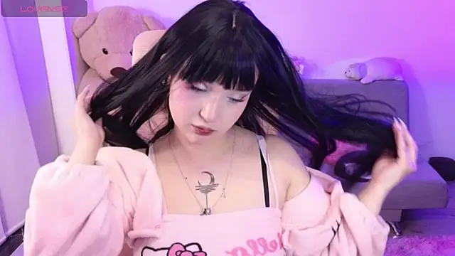 KuroChan420 online show from 05/20/26, 03:03