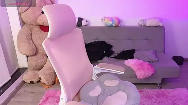 KuroChan420 online show from 05/01/26, 02:27