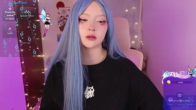 Snapshot of KuroChan420 chatting on 12/17/25, 12:26 KuroChan420 online show from 12/17/25, 12:26