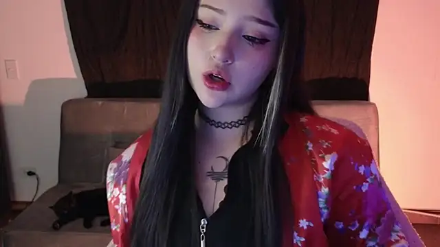 Snapshot of KuroChan420 chatting on 01/24/25, 06:35 KuroChan420 online show from 01/24/25, 06:35