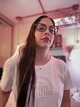 Zoe Bae online show from 03/06/26, 10:05