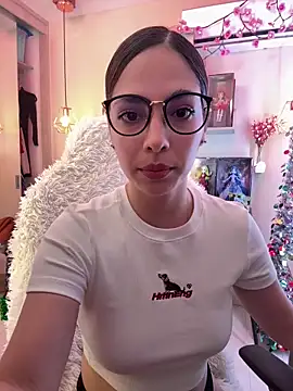 Zoe Bae online show from 12/18/25, 10:57