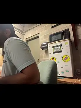 Sitonmyface2020xh online show from 10/29/25, 09:58