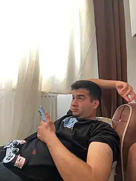 Ffhdr online show from 11/01/25, 12:43