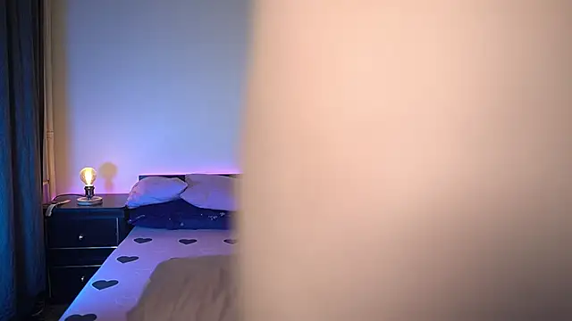 Snapshot of TiffanyPierce chatting on 11/26/25, 09:26 TiffanyPierce online show from 11/26/25, 09:26