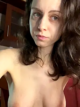 MissAnuta online show from 12/19/25, 09:00