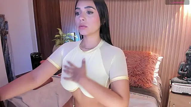 AMELIE xx online show from 04/23/26, 01:24