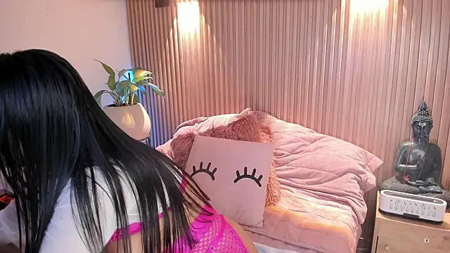 Snapshot of AMELIE_xx chatting on 01/14/26, 02:20 AMELIE xx online show from 01/14/26, 02:20