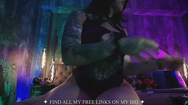 Charlotte Germanotta  online show from 02/12/26, 06:29