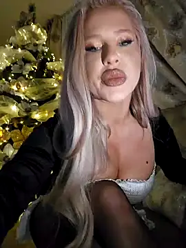 AlmaGraceX online show from 12/31/24, 04:16