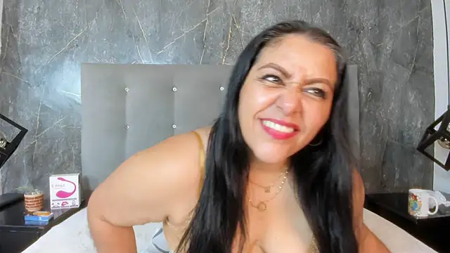 SexxyPamela online show from 04/13/26, 07:40