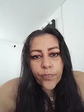 SexxyPamela online show from 11/18/25, 06:22