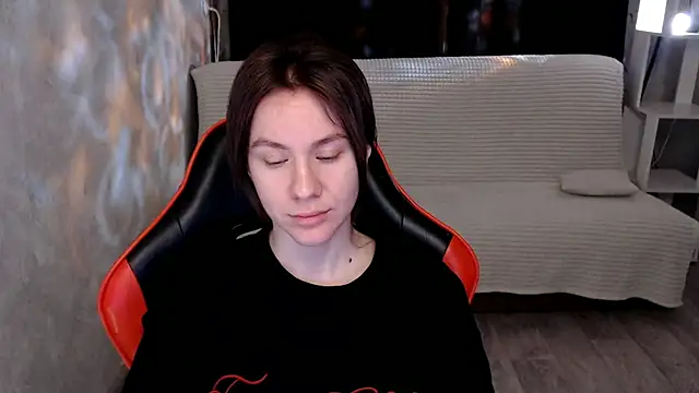 Mila Jon online show from 12/01/25, 03:07