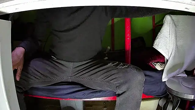 Walltaz online show from 10/29/25, 04:44