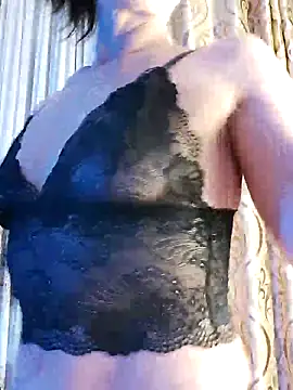 Snapshot of Melissa_Fane chatting on 10/11/25, 12:00 Melissa Fane online show from 10/11/25, 12:00