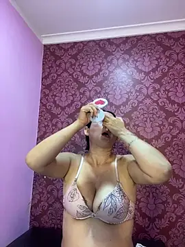 juliana diaz online show from 10/21/25, 11:09