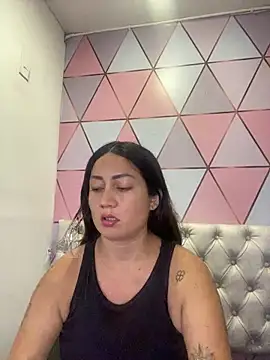 Snapshot of juliana_diaz chatting on 10/08/25, 06:41 juliana diaz online show from 10/08/25, 06:41