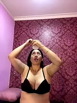 juliana diaz online show from 12/01/25, 11:22