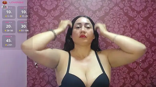 Snapshot of juliana_diaz chatting on 07/01/26, 01:22 juliana diaz online show from 07/01/26, 01:22