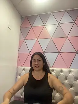 Snapshot of juliana_diaz chatting on 09/11/25, 11:10 juliana diaz online show from 09/11/25, 11:10