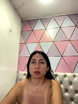 Snapshot of juliana_diaz chatting on 09/12/25, 11:21 juliana diaz online show from 09/12/25, 11:21