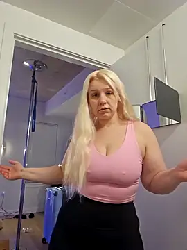 NikiFm online show from 11/28/25, 01:33