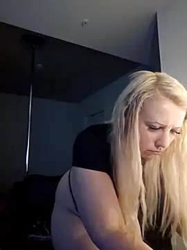 Snapshot of NikiFm chatting on 02/10/26, 09:41 NikiFm online show from 02/10/26, 09:41