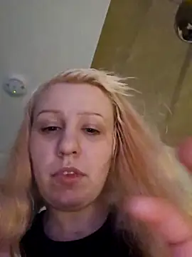 Snapshot of NikiFm chatting on 02/01/26, 02:32 NikiFm online show from 02/01/26, 02:32