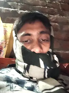 Snapshot of hq9870a chatting on 01/18/26, 05:05 hq9870a online show from 01/18/26, 05:05