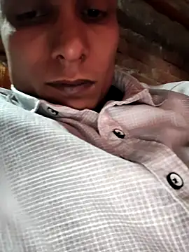 Snapshot of hq9870a chatting on 01/15/26, 10:07 hq9870a online show from 01/15/26, 10:07