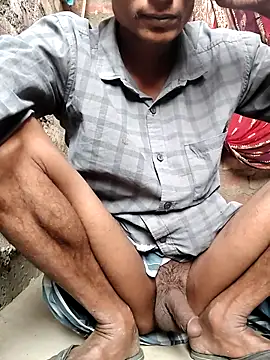 Snapshot of hq9870a chatting on 02/18/26, 06:11 hq9870a online show from 02/18/26, 06:11