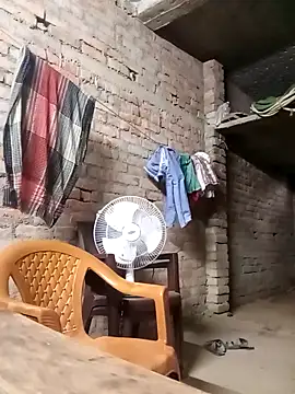 Snapshot of hq9870a chatting on 10/27/25, 10:49 hq9870a online show from 10/27/25, 10:49