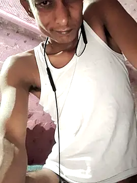 Snapshot of hq9870a chatting on 03/02/26, 05:42 hq9870a online show from 03/02/26, 05:42