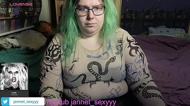 JannetPie online show from 12/14/25, 05:13