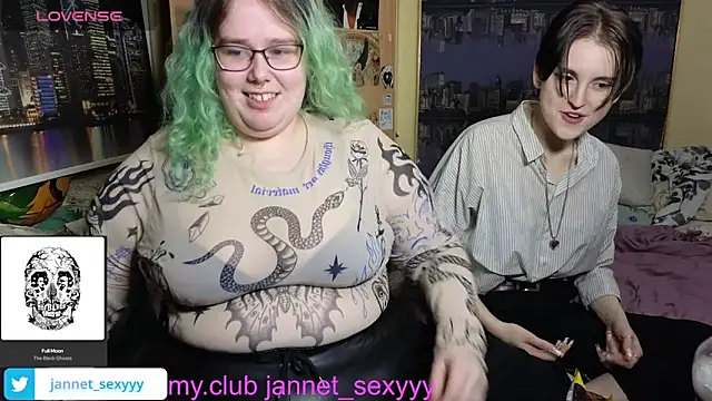 JannetPie online show from 12/21/25, 06:09